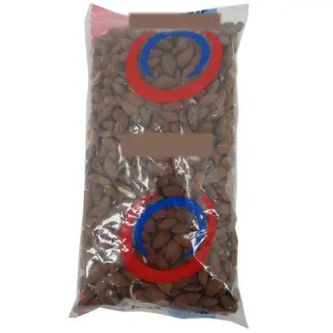 Sachet transparent d'amandes entières, idéal pour vos pâtisseries.